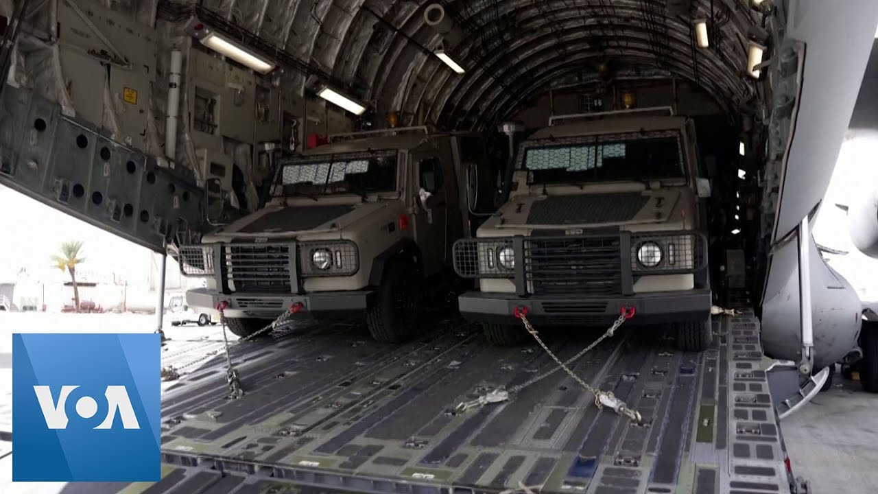 US Delivers Armored Jeeps to Israel | VOA News