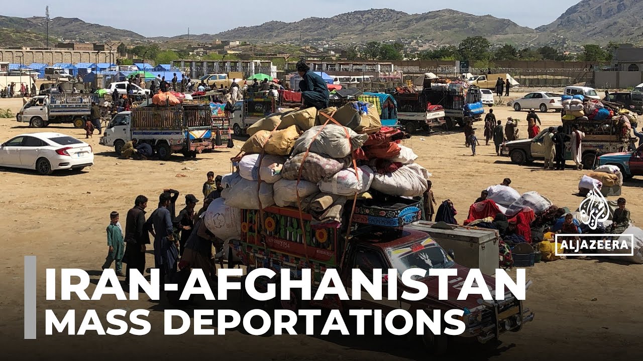 Afghans leave Iran amid rising tensions, forced to return home